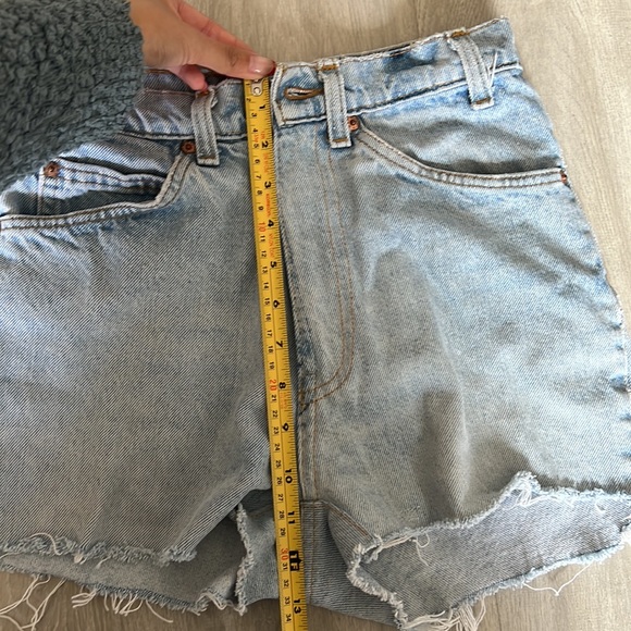 Vintage Levi shorts redone - Picture 6 of 7